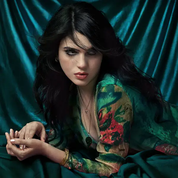 Julia Cumming / Julia