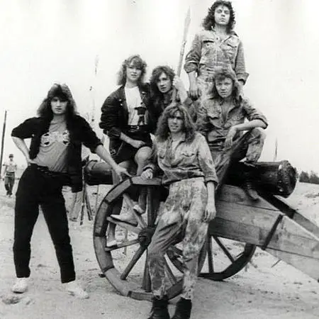 Август - Демон, Ответный удар - 1988, 1989